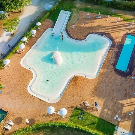 Pineta Sul Mare 营地 *